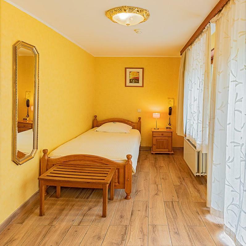 Hostellerie Val Fleuri Mersch Dış mekan fotoğraf